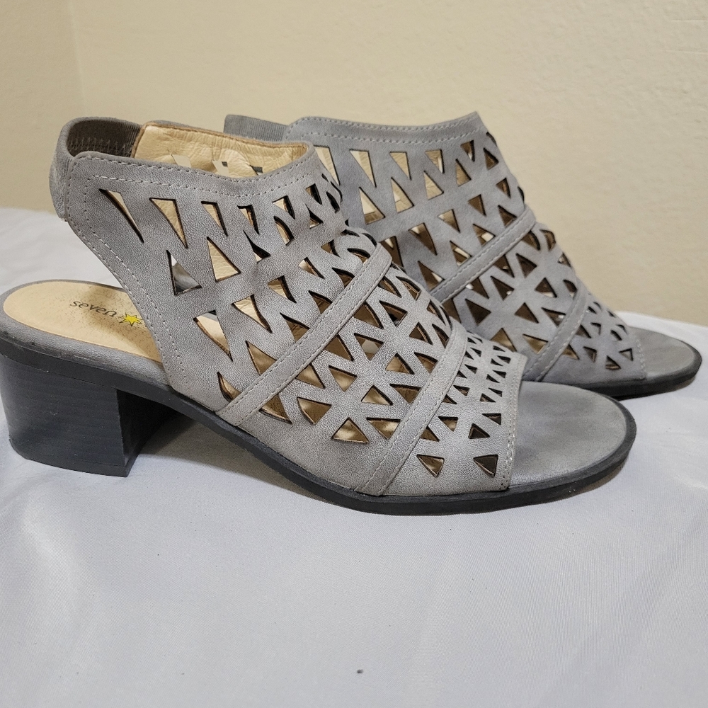Gray Sandles 8.5